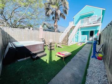Vacation Rental for 4 Guests in Galveston Island, Galveston, Picture 3