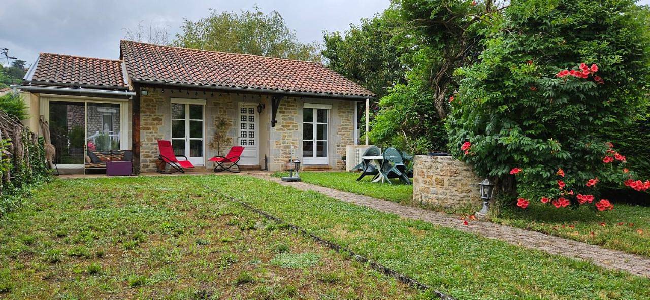 Le Cottage des Mésanges in Villefranche-de-Rouergue, Aveyron