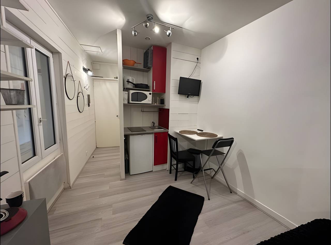 Appartement entier, Studio City-Stop À 1 min du Port et des Franco in La Rochelle, Région de La Rochelle