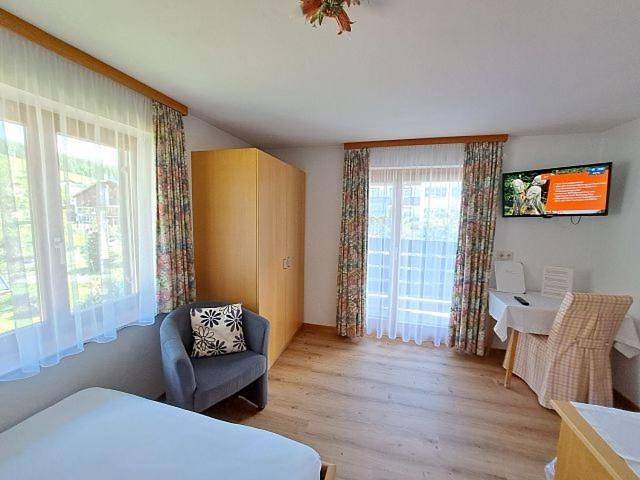 Chambre d’hôte pour 2 personnes, avec jardin et vue à Lech - 4