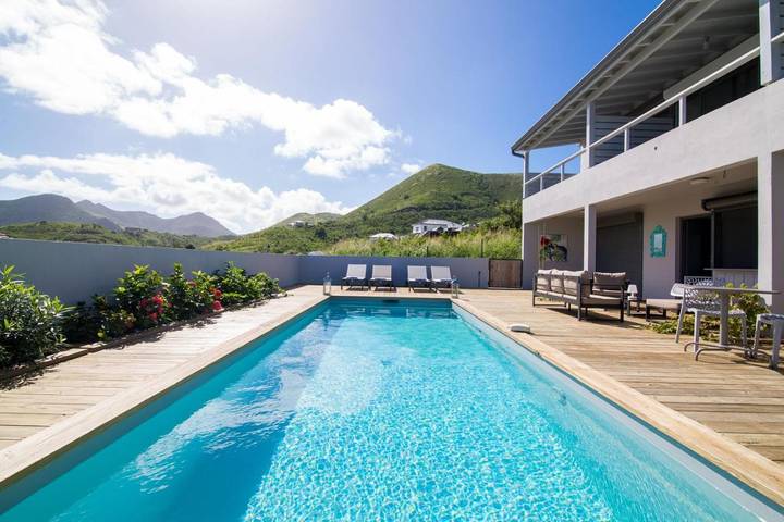 Hôtel pour 3 personnes, avec piscine ainsi que vue et terrasse