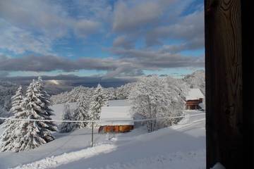 Gîte pour 10 personnes, avec jardin et balcon à La Morte