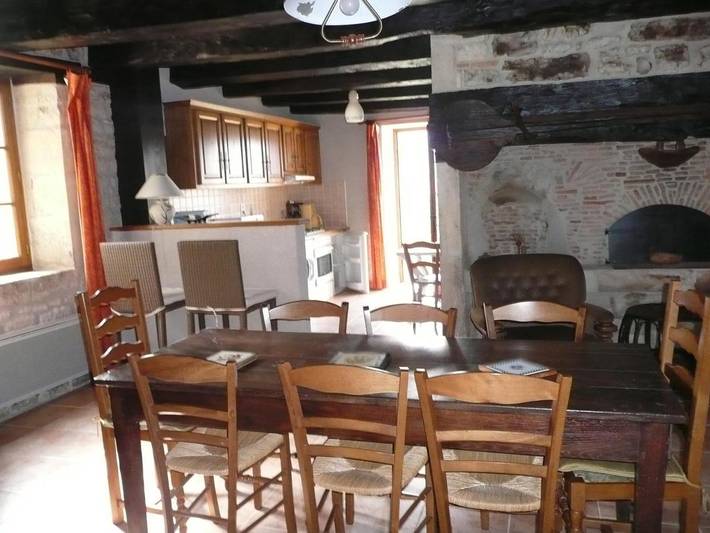 Location de vacances pour 6 personnes, avec Terrasse ainsi que Jardin et Vue à Nailhac - 4