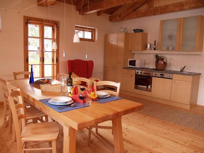 Vakantiewoning voor 8 personen, with kinderzwembad and zwembad as well as tuin and uitzicht in Mauterndorf
