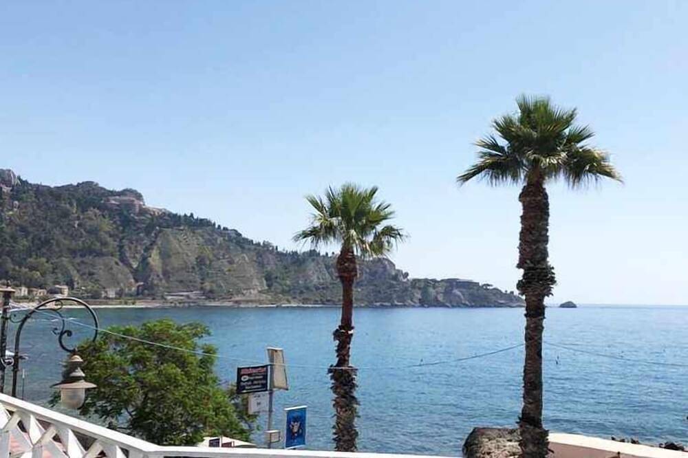 Appartamento vacanze a Giardini-Naxos a partire da 115€ a notte