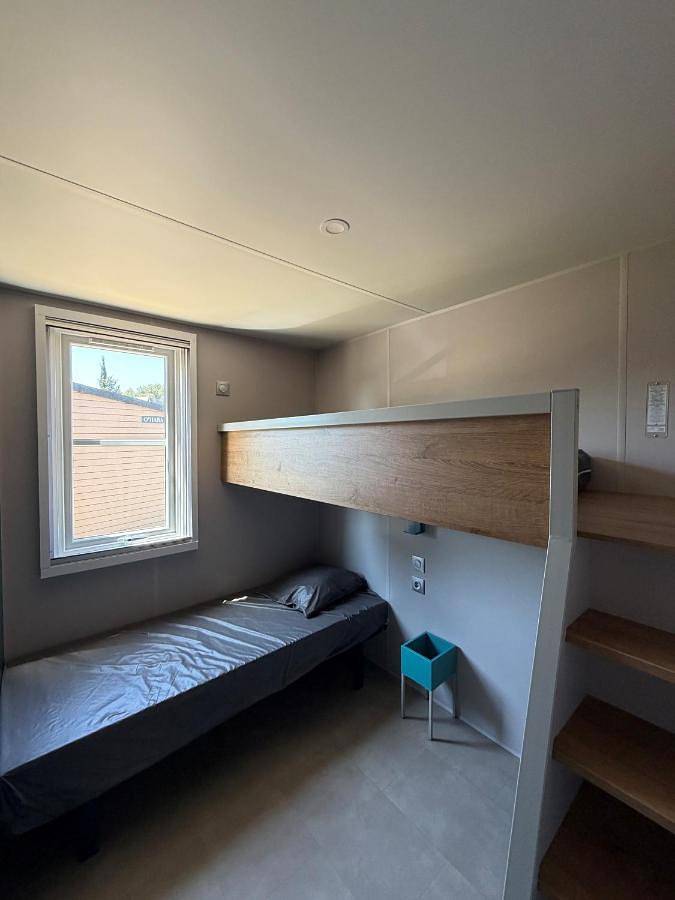 Camping pour 2 personnes, avec terrasse, animaux acceptés dans le Luberon - 2