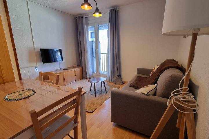 Appartement entier, 601 Nevada 2 -estudi 2 pers- balco-Pas de la Casa in Pas de la Case, Encamp