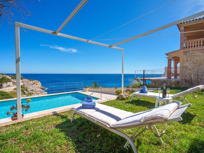 Ferienhaus für 6 Personen, mit Balkon und Terrasse sowie Garten in Manacor