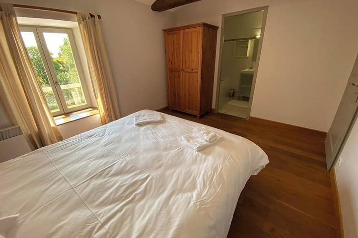 Location de vacances pour 8 personnes, avec jardin à Chalais - 4