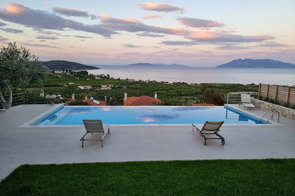 Villa mit Pool und herrlichem Meerblick in Epidaurus (Altstadt), Argolis