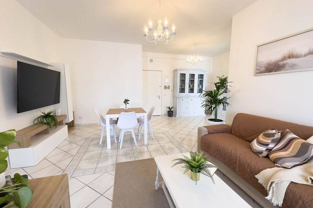 Entire apartment, Small Vietri - Marina di Ardea in Ardea, Rome Province