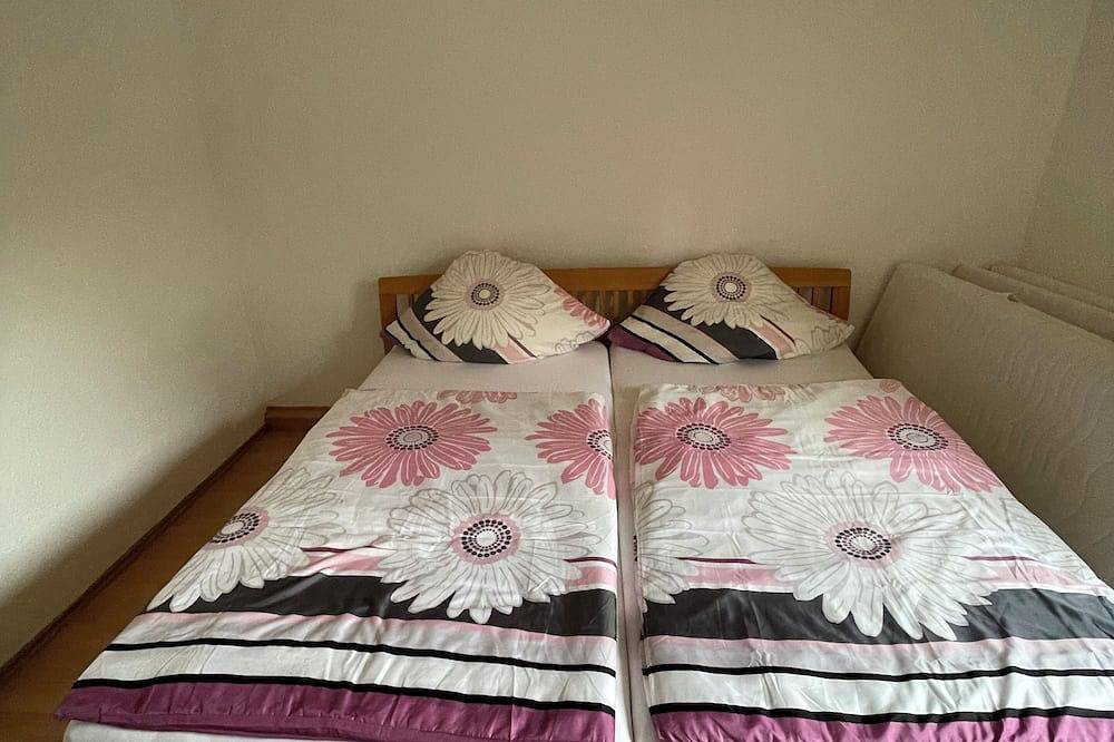 Appartement entier, Cozy 2 1/2 room apartment in Bochum Wattenscheid, near the A40 in Bochum, Ruhr