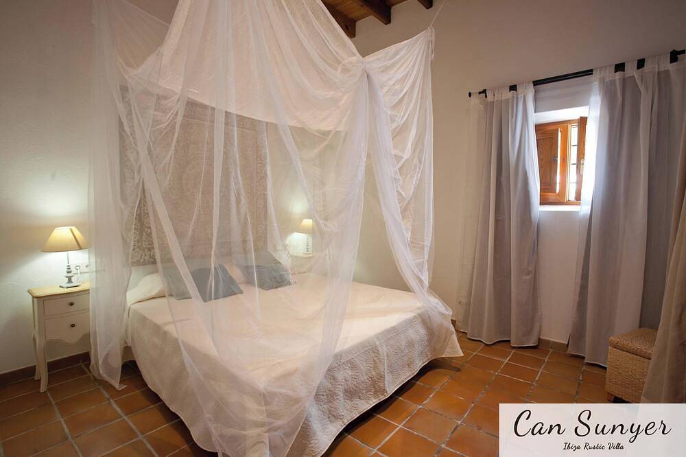 Villa Can Sunyer, maison rustique à Ibiza in Sant Josep de sa Talaia, Ibiza du Sud