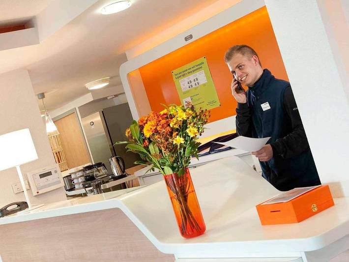 Hôtel pour 4 personnes, avec terrasse et jardin à Roanne - 3