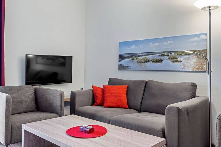 Ferienwohnung für 2 Personen, mit Ausblick und Sauna sowie Terrasse in Wremen - 2