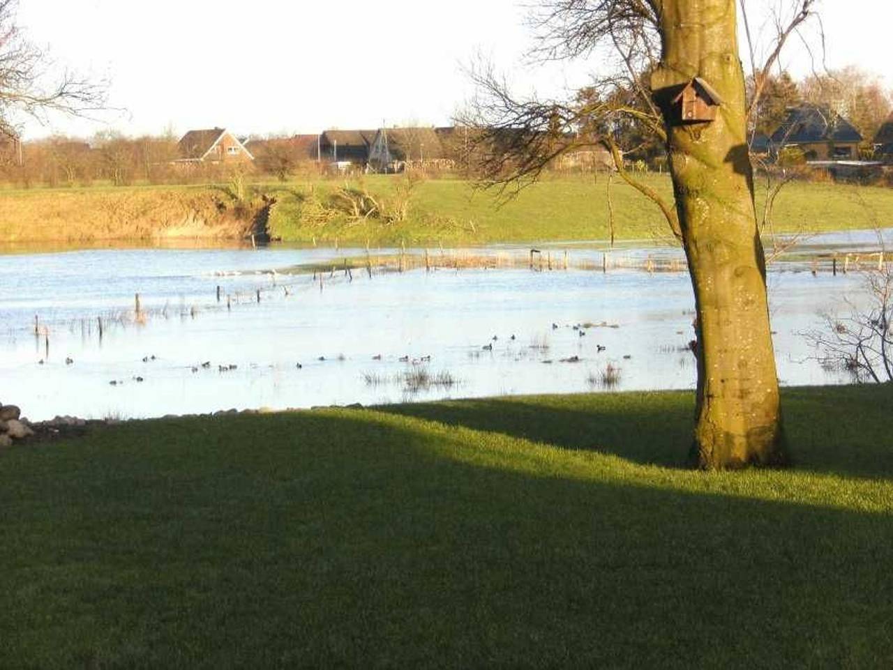 Frey: Ferienhaus über zwei Etagen mit Terrasse - Ferienhaus Frey in Eggebek, Grünes Binnenland