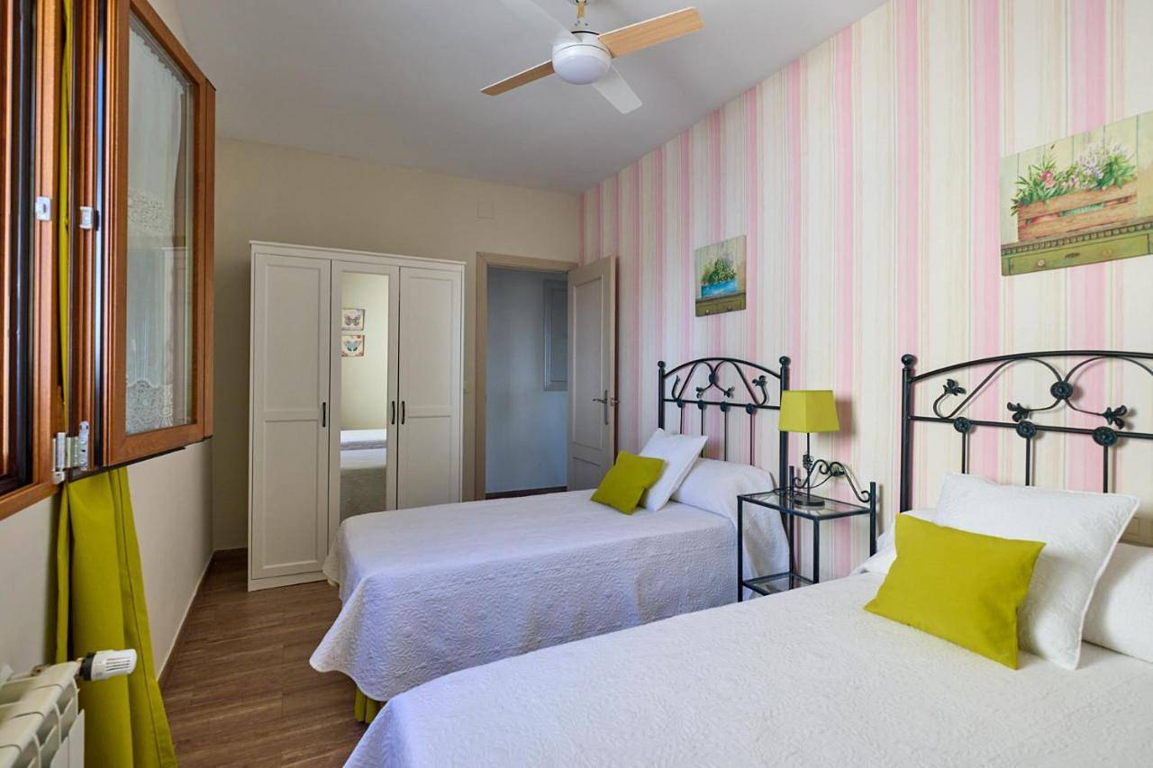 Two-Bedroom House in El Torno, Valle del Jerte