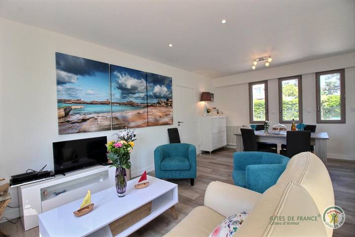 Gîte pour 4 personnes, avec terrasse et jardin dans Ploumanac'h - 3