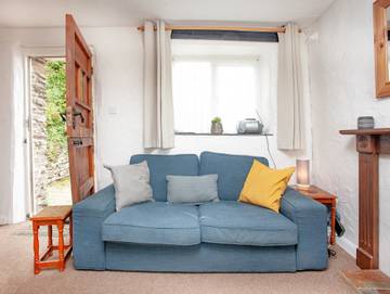 Log Cabin for 2 People in South West England, Cornwall, Photo 2