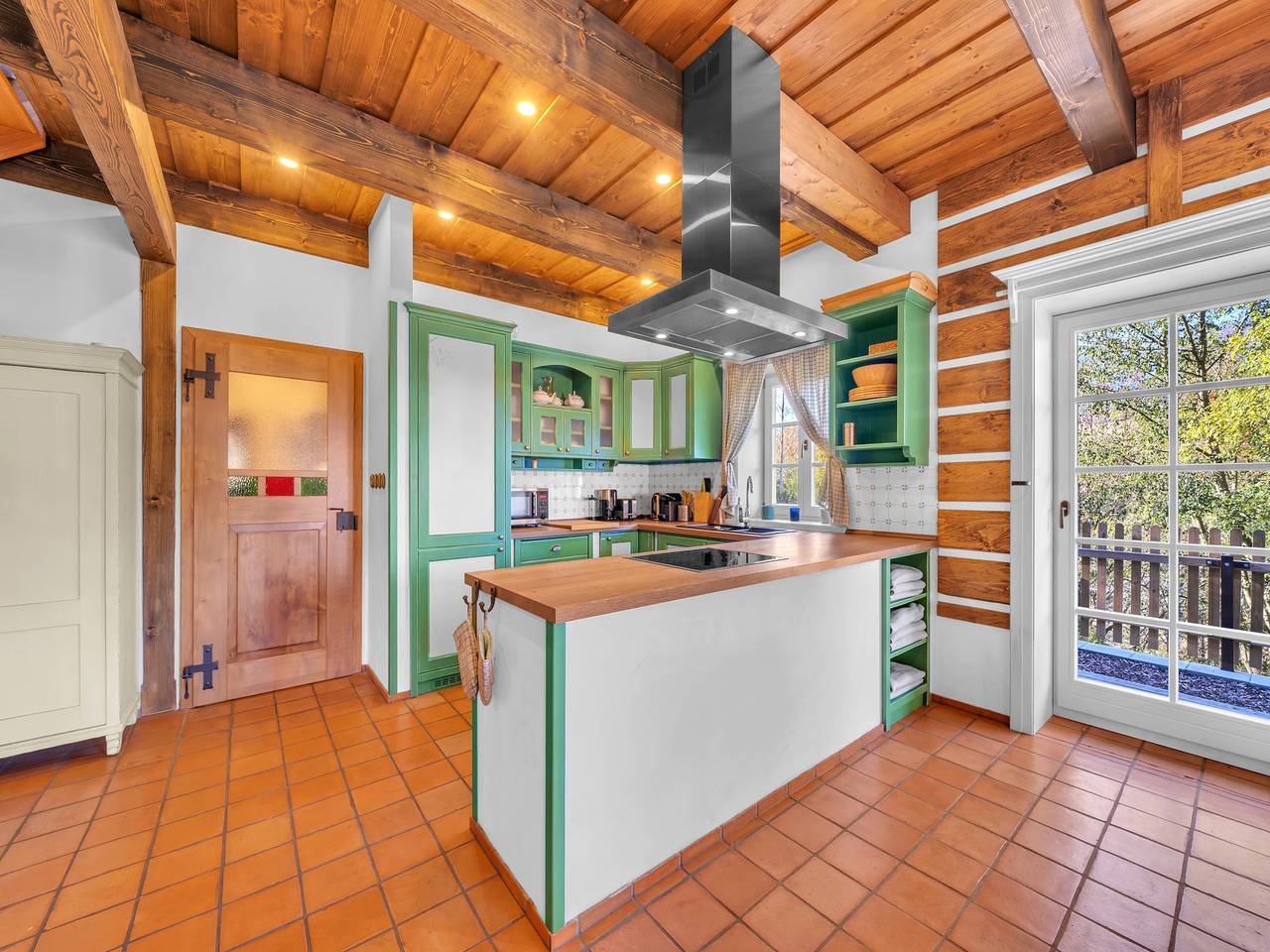 Villa in Cerna Hora bij skigebieden in Horní Maršov, Trautenau regio