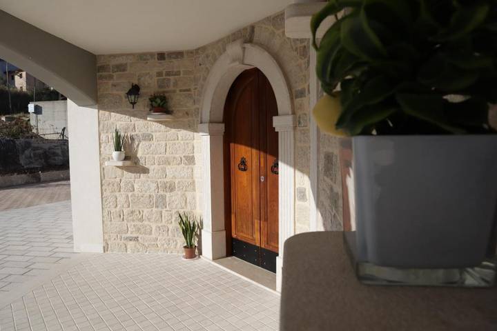 Gîte pour 13 personnes, avec jardin ainsi que jacuzzi et sauna, animaux acceptés dans Molise - 4