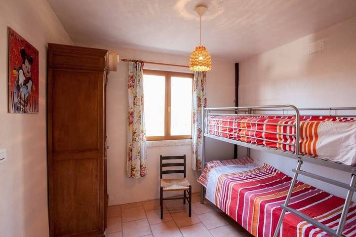 Location de vacances pour 6 personnes, avec jardin et balcon à Saint-Aubin-de-Nabirat - 3