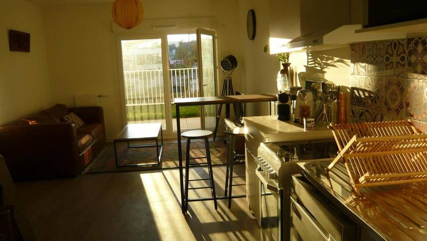 Gîte pour 4 personnes, avec terrasse et jardin à Noisy-le-Sec - 2