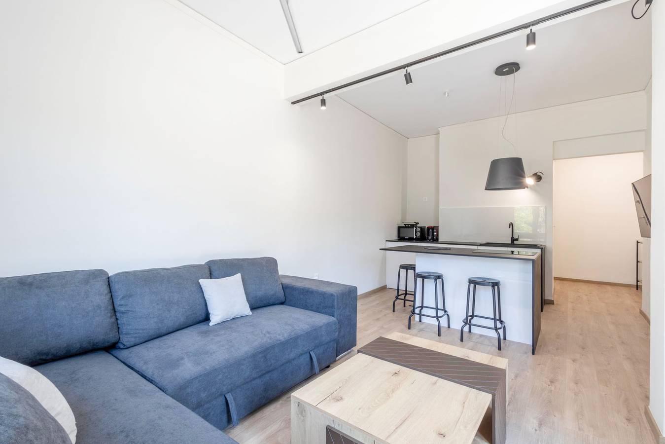 Geheel appartement, Agiou Orous 1 bdr in Centraal deel van Athene, Athene