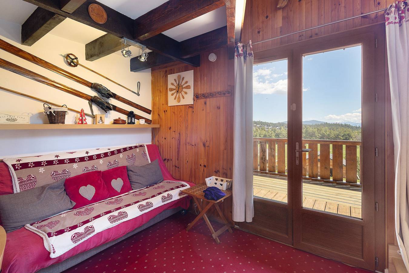 Chalet 'Petit Chalet' mitoyen À Pyrénées 2000' avec vue montagne, terrasse privée et Wi-Fi in Bolquère, Parc naturel régional des Pyrénées catalanes