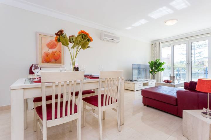 Ganze Wohnung, Meia Praia View Apartment in São Sebastião, São Gonçalo de Lagos