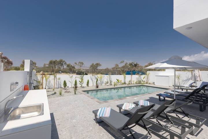 Villa pour 9 personnes, avec balcon ainsi que piscine et jardin à Ayia Napa - 4