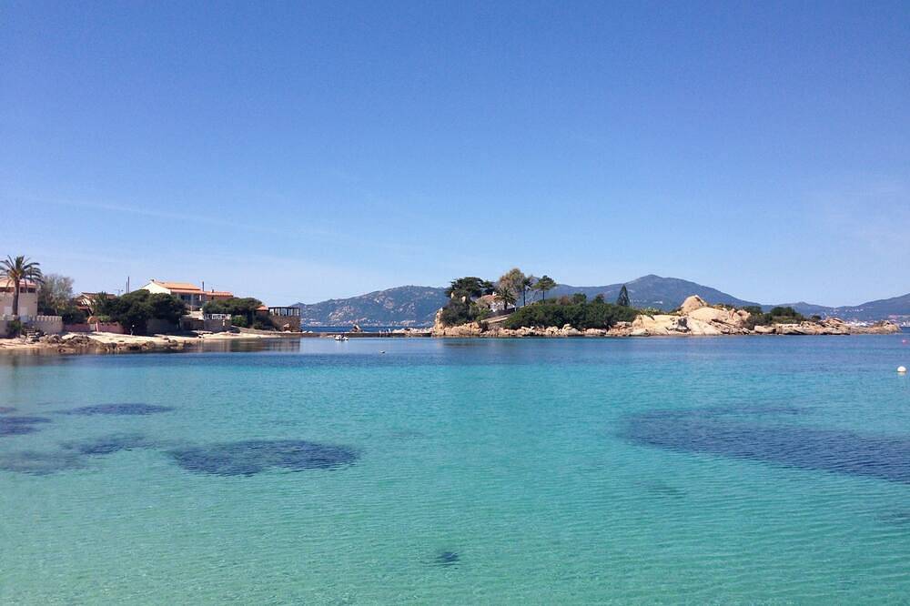 Casa vacanza a Pietrosella a partire da 680€ a notte