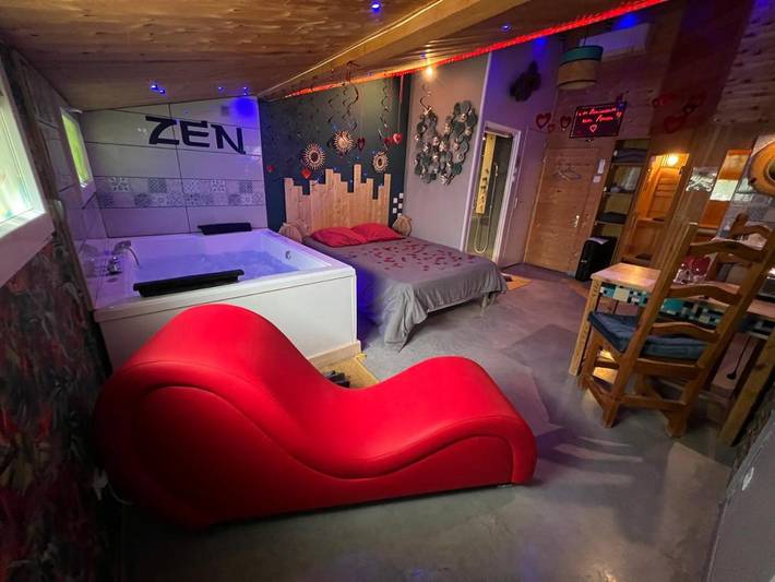 Chambre d’hôte pour 2 personnes, avec jacuzzi et terrasse dans l' Ain - 3