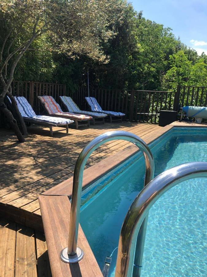 Maison de vacances pour 5 personnes, avec Terrasse et Jardin ainsi que Piscine et Vue dans Cascades du Sautadet