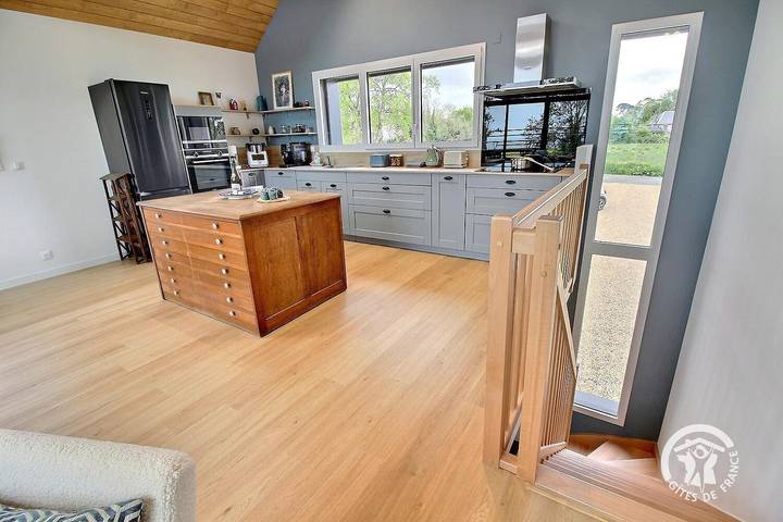 Gîte pour 6 personnes, avec terrasse et jardin dans Bréhec - 4