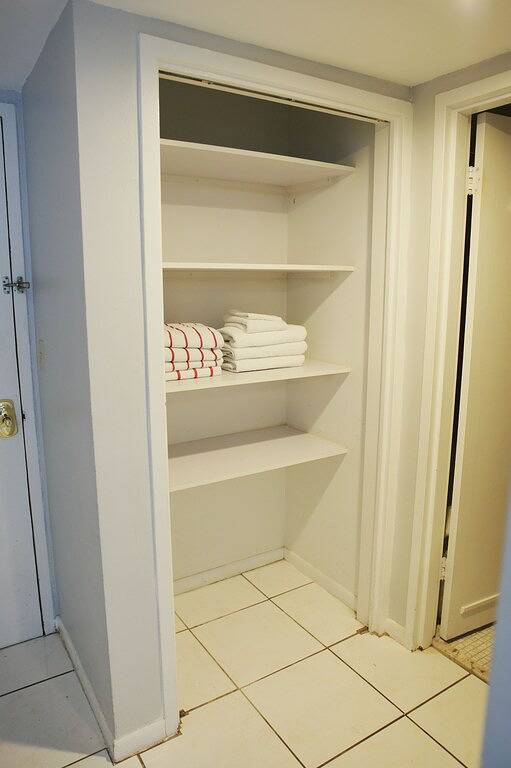 Ganze Wohnung, Castle 705 Corner Apartment with Free Parking, Gym, Pool, Tennis and Direct Beach Access! in Atlantic Heights, Miami Beach