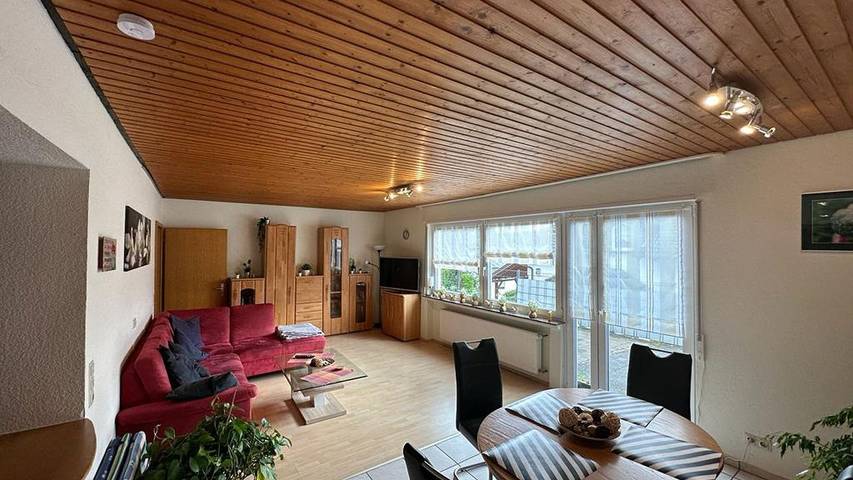 Ferienwohnung für 3 Personen, mit Terrasse und Balkon/Terrasse in Plettenberg