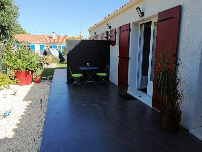 Chambre d’hôte pour 2 personnes, avec piscine et jardin, animaux acceptés en Charente-Maritime - 2