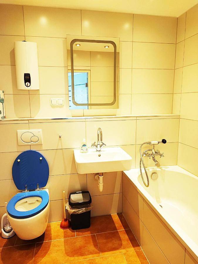 Ferienwohnung für 4 Personen, mit Balkon in Mainz - 3