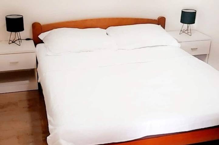 Ganze Wohnung, 2 Bedroom Apartment conveniently situated a few steps from the sea in Lapad Bay in Dubrovnik, Grad Dubrovnik