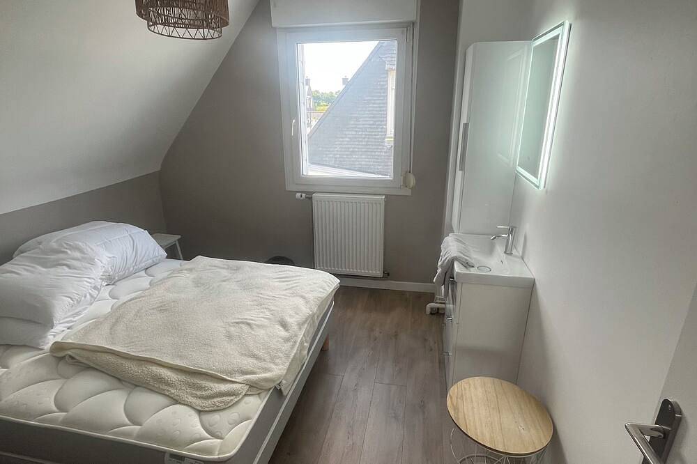 House Trélévern 2 bedrooms 5 minutes from the sea 100m2 in Trélévern, Pink Granite Coast