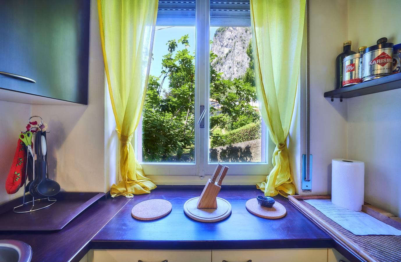 Appartamento intero, Appartamento "5 minuti dal centro" con vista lago, balcone e Wi-Fi in Lecco, Prealpi Bergamasche Occidentali