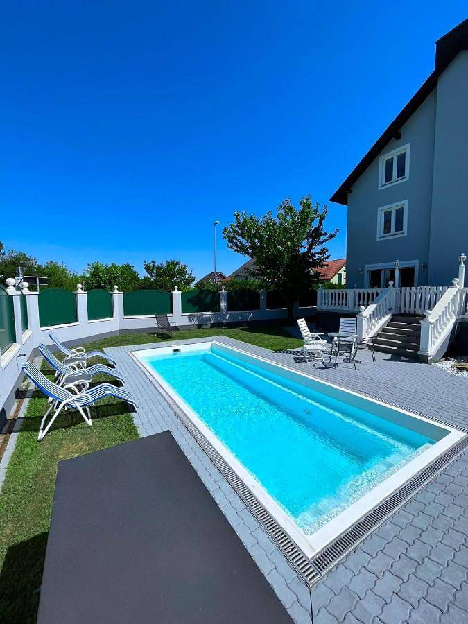 Ganze Wohnung, Atemberaubendes Loft mit Pool in Wien, Donau Niederösterreich