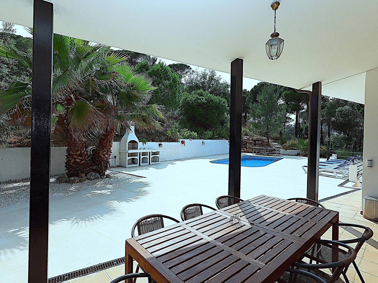 Geräumige Villa mit privatem Pool und Grill in Lloret de Mar, nahe dem Zentrum in Tossa de Mar, Costa Brava