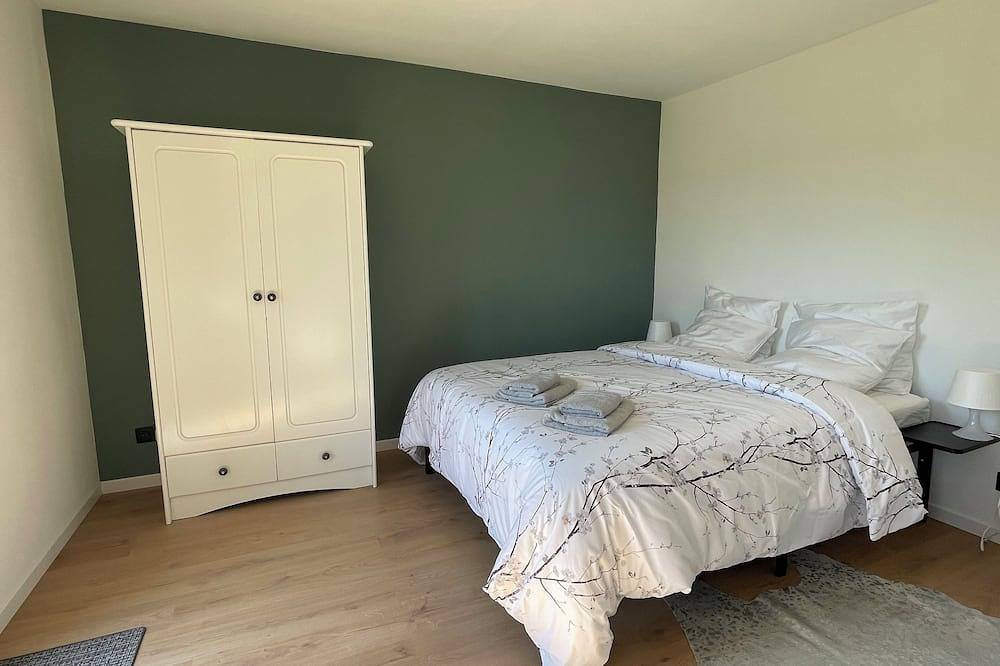 Appartement entier, La villa Acéa : Appartement bucolique dans le Var, idéalement situé. in Saint-Zacharie, Côte méditerranéenne (France)