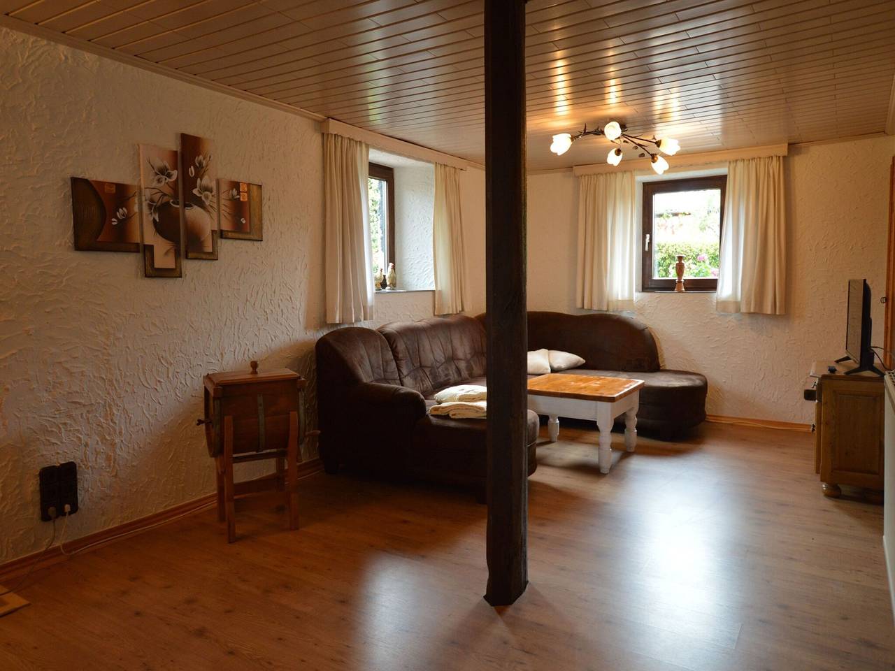 Comfortable holiday home in Auw with garden in Auw bei Prüm, Naturpark Hohes Venn-Eifel