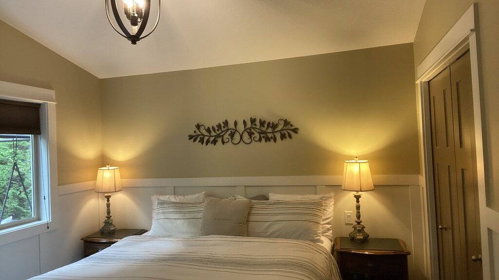 Pet Friendly 2 Schlafzimmer plus Dachboden, in Parksville schönen Urlaubsgebiet in Parksville, Regional District of Nanaimo