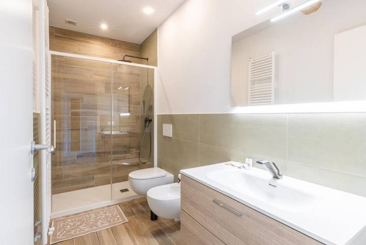 Gîte pour 3 personnes, avec jardin et vue dans Pettenasco - 3