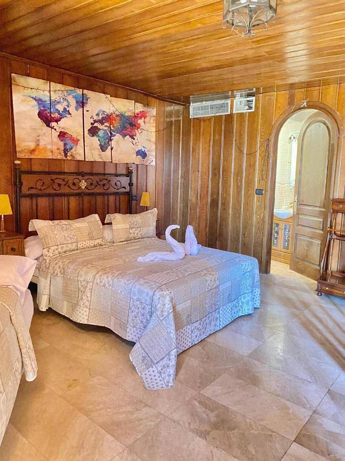 Casa rural para 3 personas, con Balcón y Jacuzzi además de Terraza y Jardín en Provincia de Madrid - 4