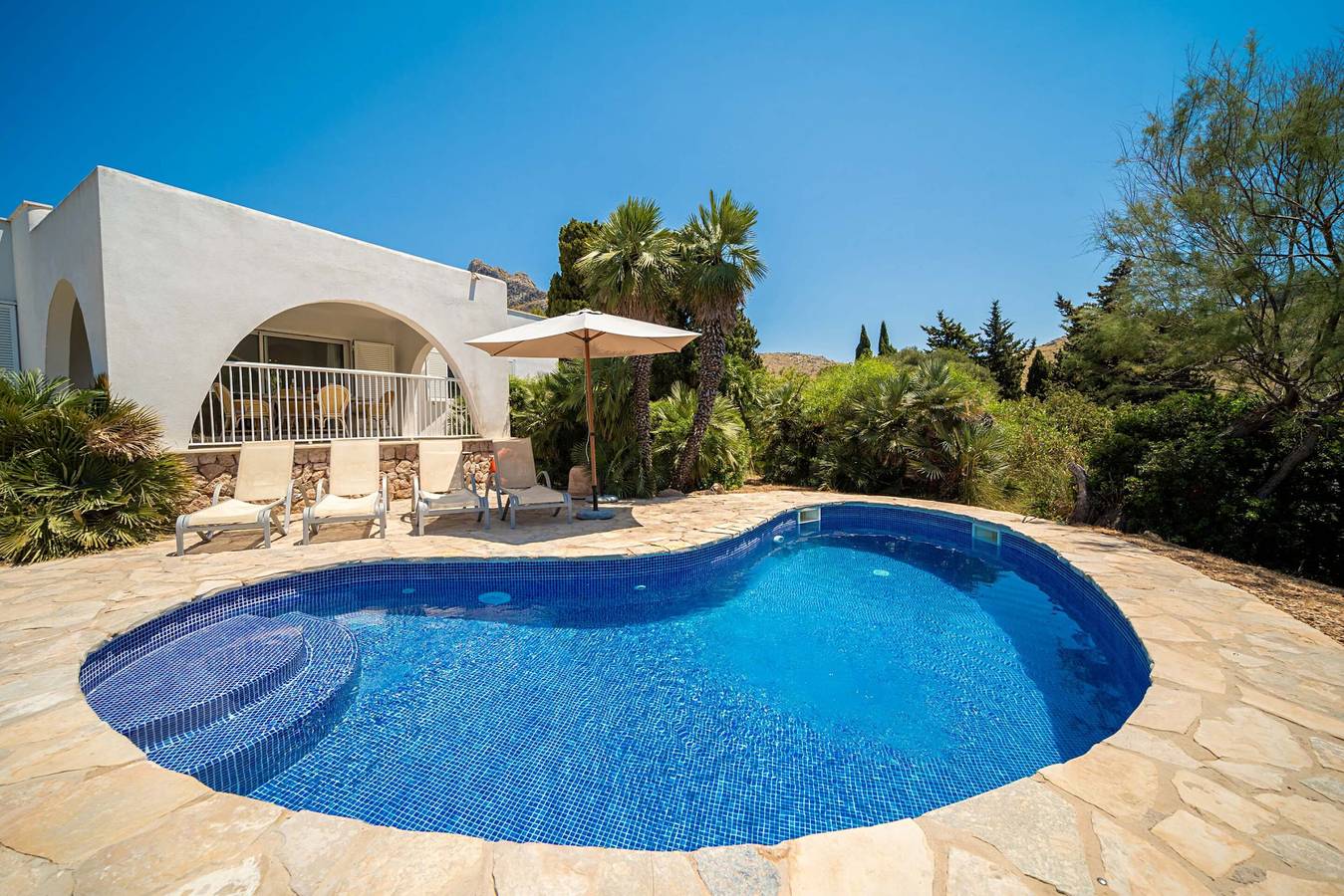 Villa Casa Blanca Carbo in Cala Carbó (Majorque), Pollença